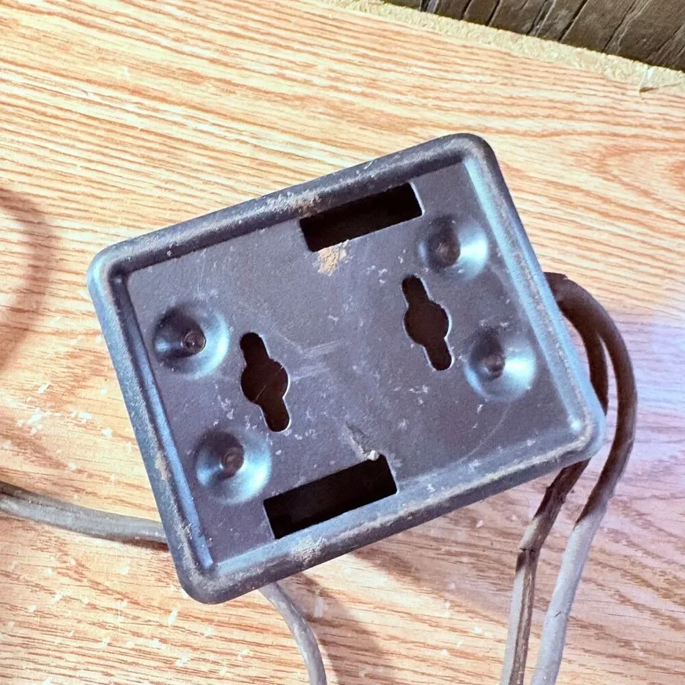 Lionel Transformer Type 1011, 25 Watt  Untested For Parts And Restoration